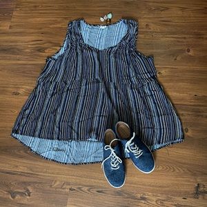 Last chance!! Plus size striped sleeveless blouse